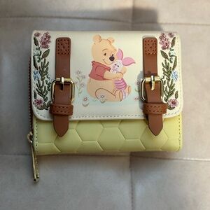 Loungefly Winnie the Pooh Floral Embroidered Wallet NEW NO TAGS